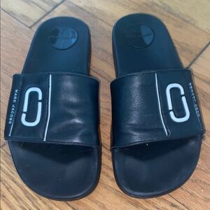 Marc Jacobs Black Leather Slides        (like new)